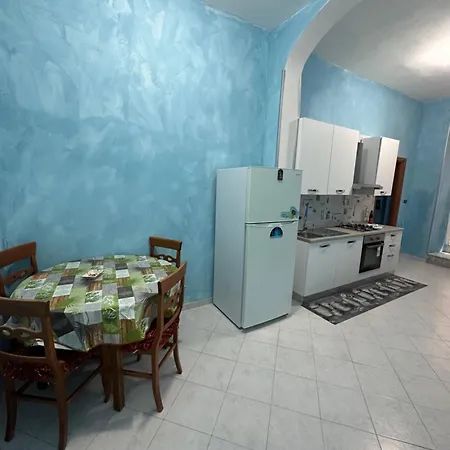 House Clara&vincenzo * ナポリ